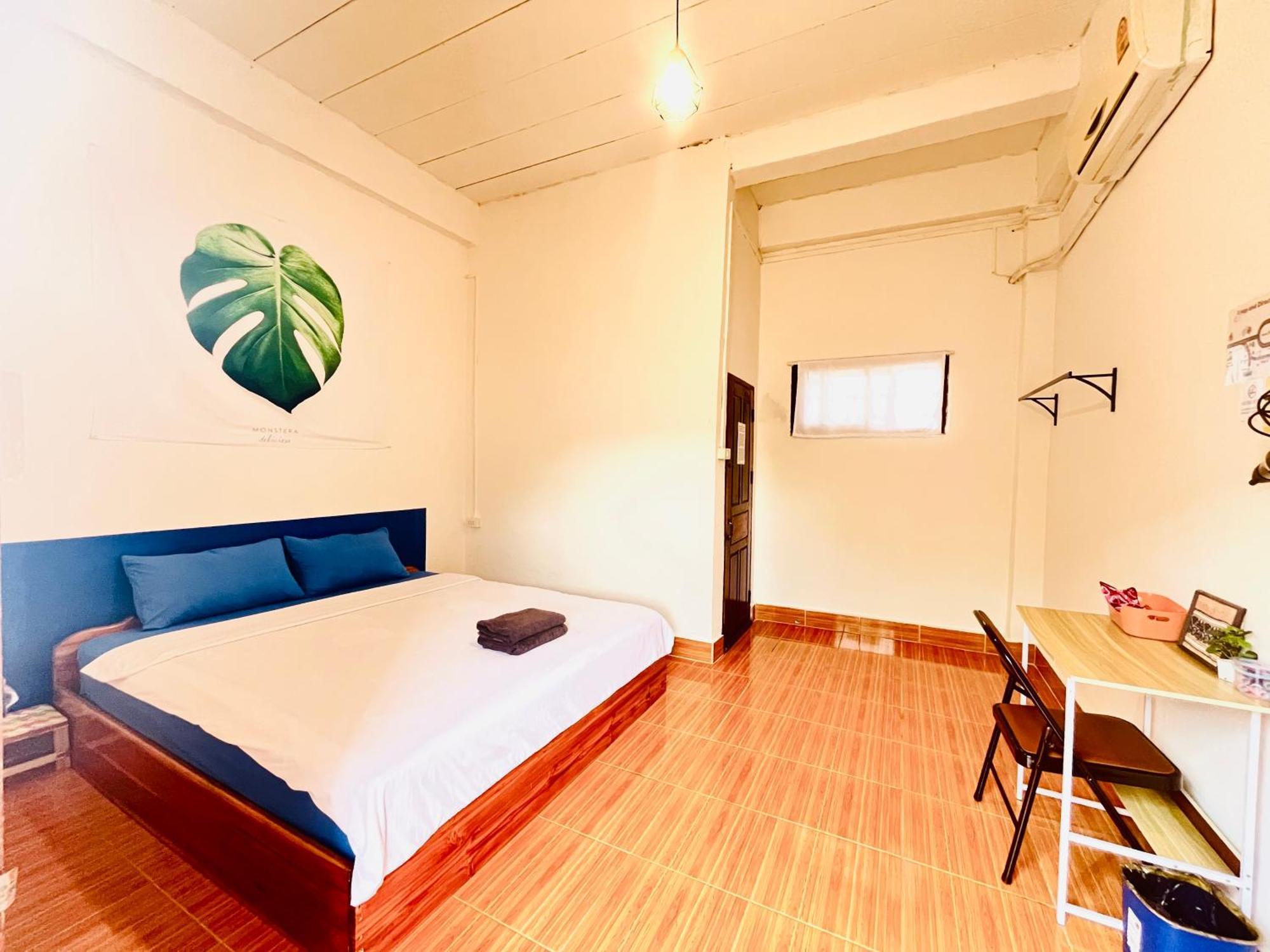 1 Min To Slow Boat Guesthouse Konekeo Bagian luar foto