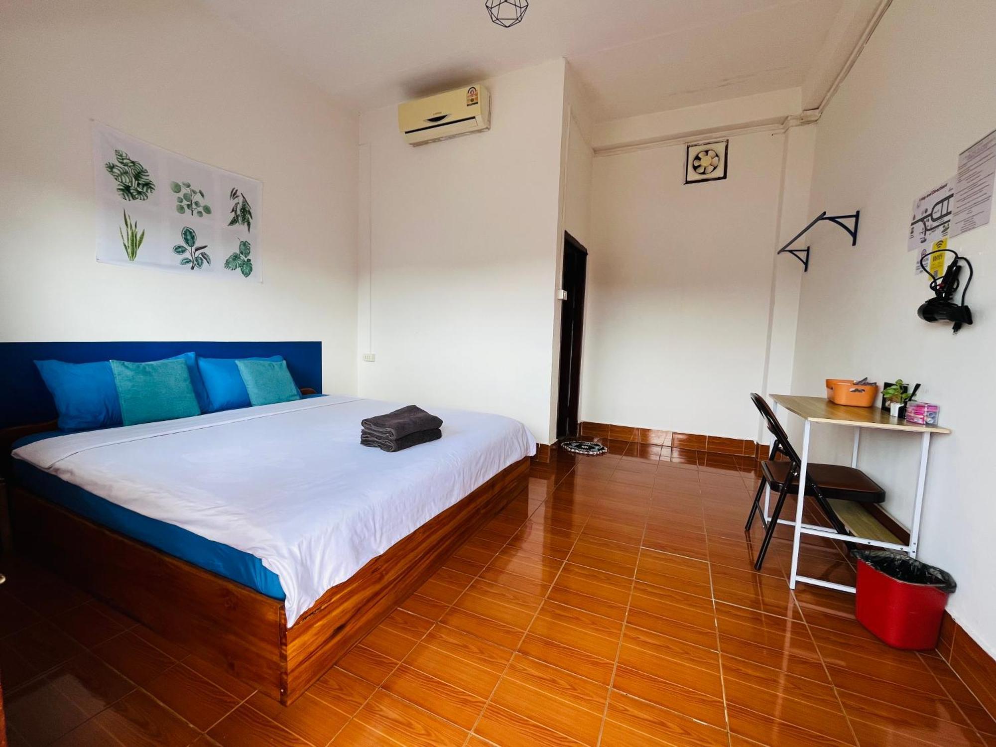 1 Min To Slow Boat Guesthouse Konekeo Bagian luar foto