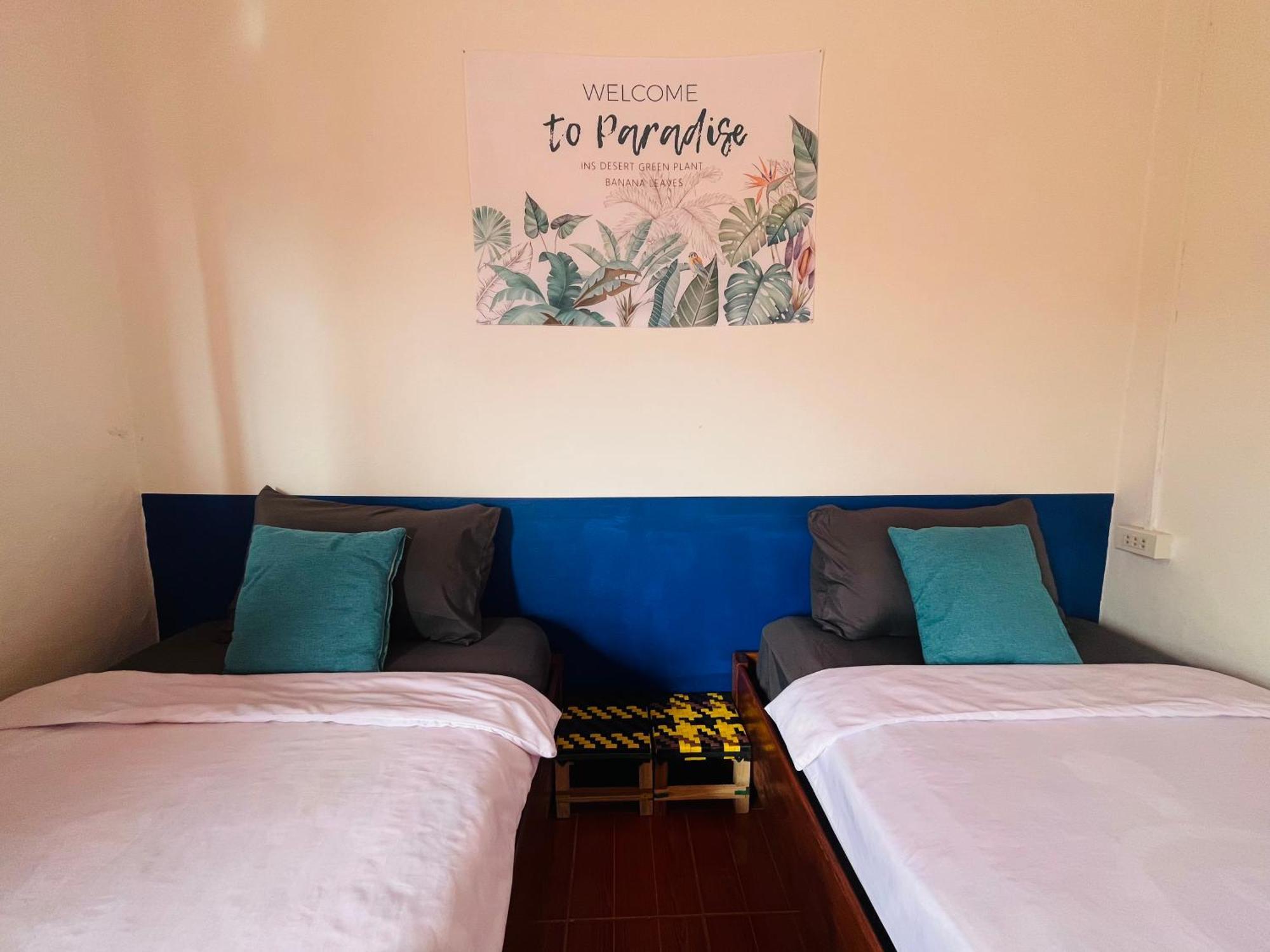 1 Min To Slow Boat Guesthouse Konekeo Bagian luar foto